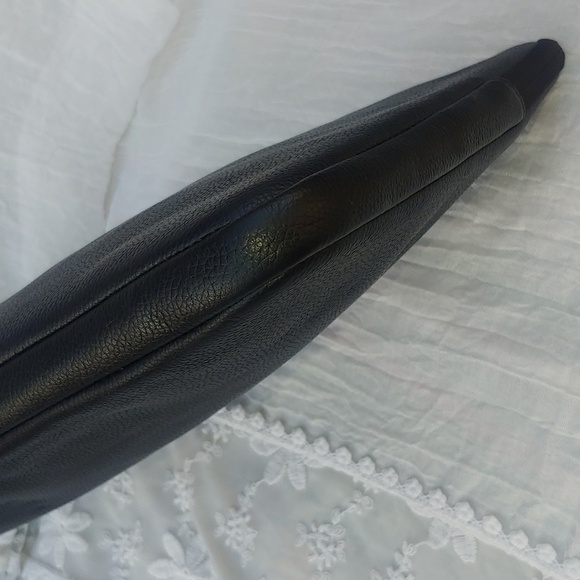 Kate Spade Laptop Pebbled Leather Padded Sleeve Black 15" x 10.5" - Picture 13 of 17